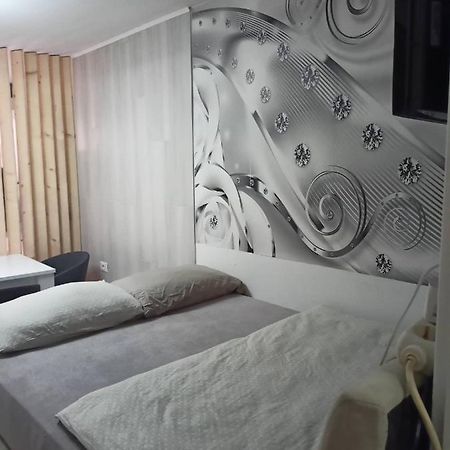Nice Corner Koper Luaran gambar